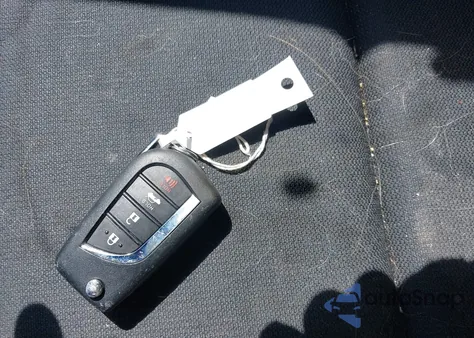 2023 Toyota Corolla Le z USA, uszkodzony, nr VIN 5YFB4MDE3PP030443